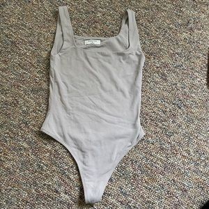 aritzia babaton contour bodysuit